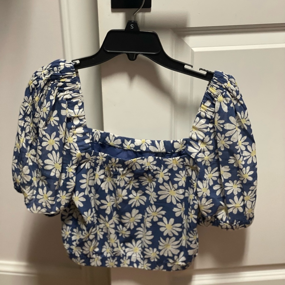 American Eagle Floral Crop Top NWOT